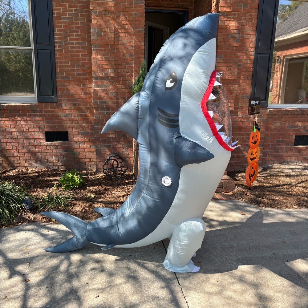 Spooktacular Creations Shark Full Body Inflatable Adult Halloween Costume